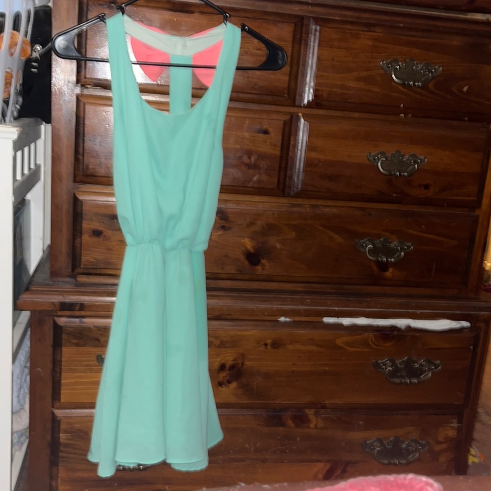 ShopHopes boutique Mint & Coral S size Dress. NWOT.